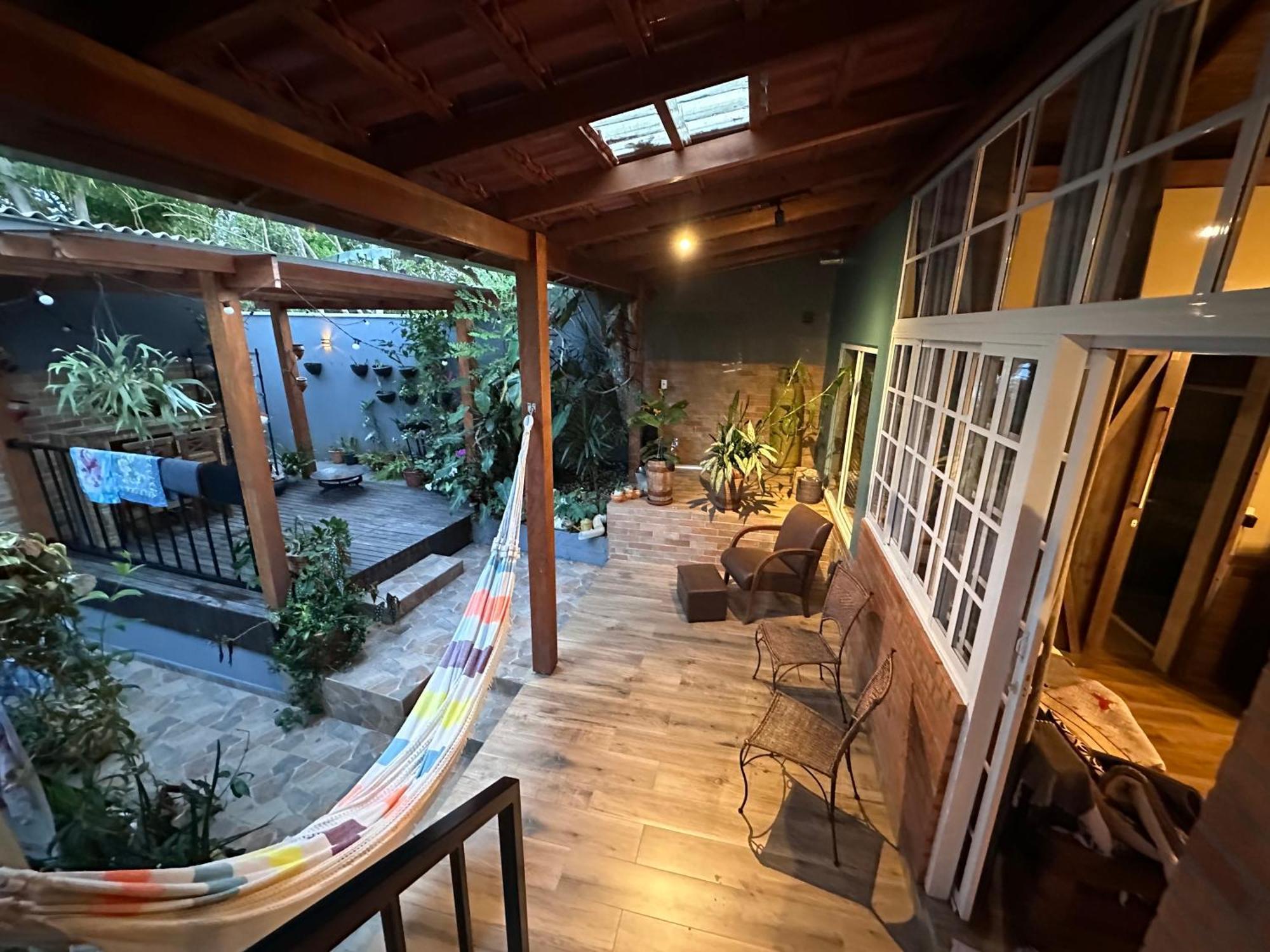 Arthi - Lindo Loft Recanto Dos Passarinhos Com Hidromassagem! Casa de férias