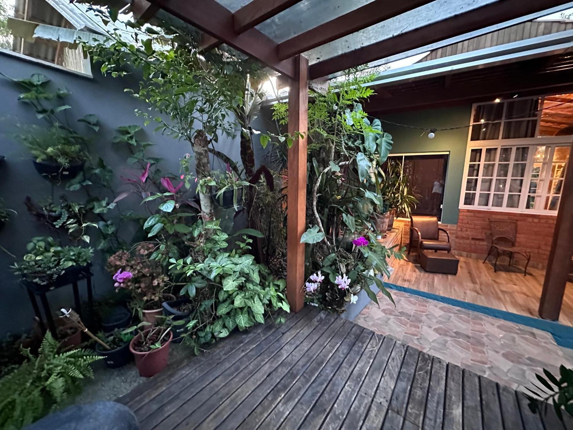 Casa de férias Arthi - Lindo Loft Recanto Dos Passarinhos Com Hidromassagem! *