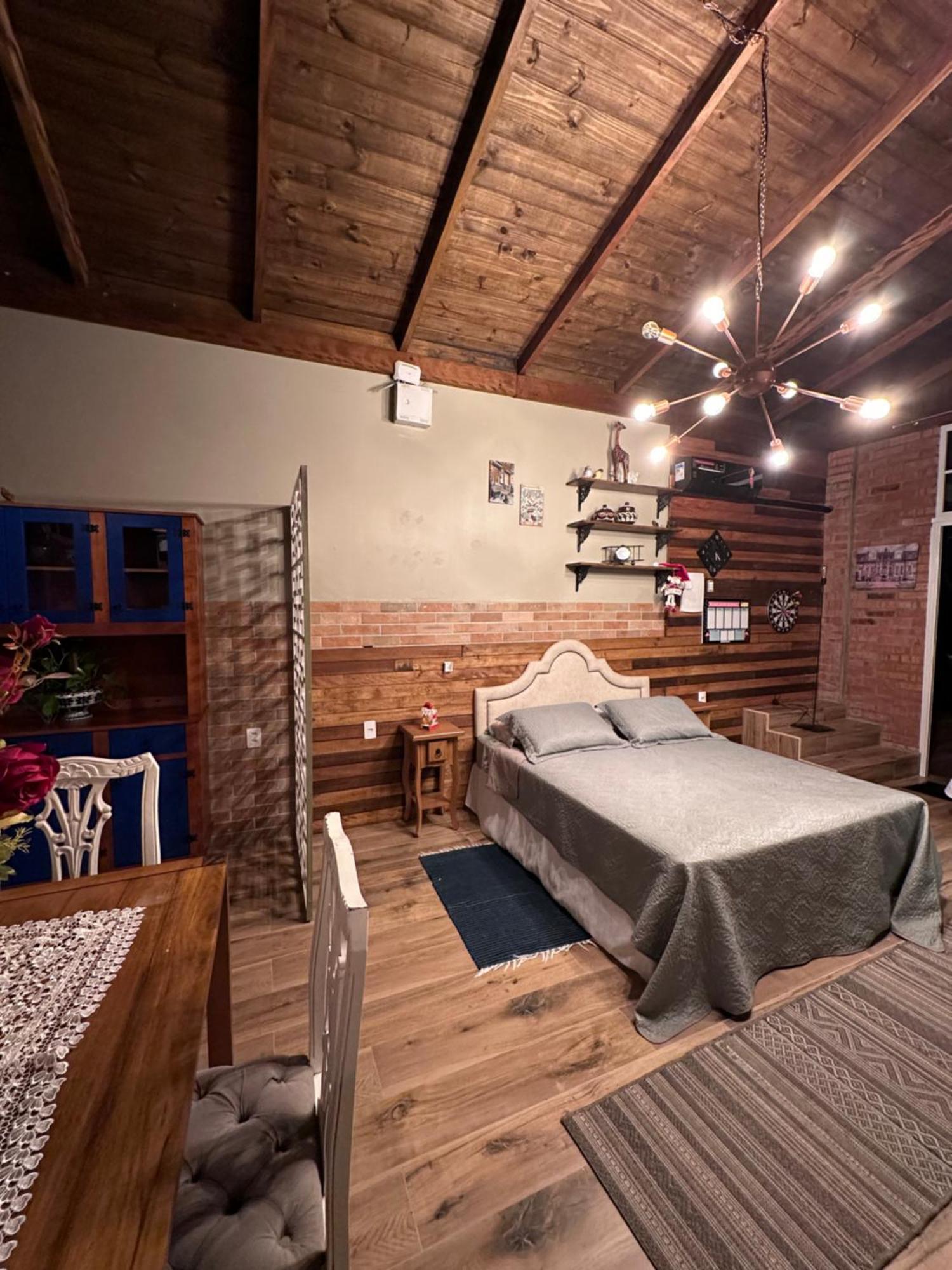 Arthi - Lindo Loft Recanto Dos Passarinhos Com Hidromassagem!