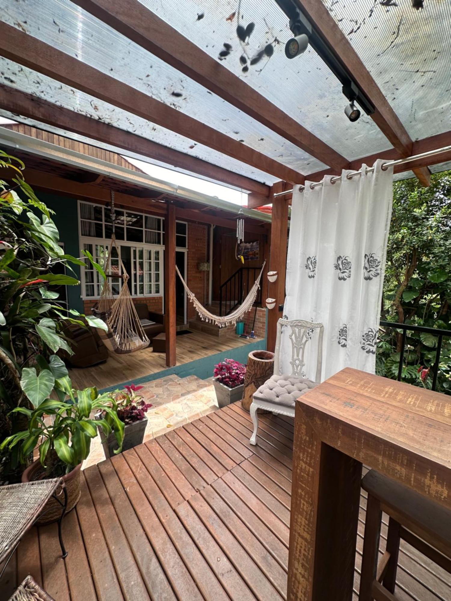 Casa de férias Arthi - Lindo Loft Recanto Dos Passarinhos Com Hidromassagem! Balneario Camboriu