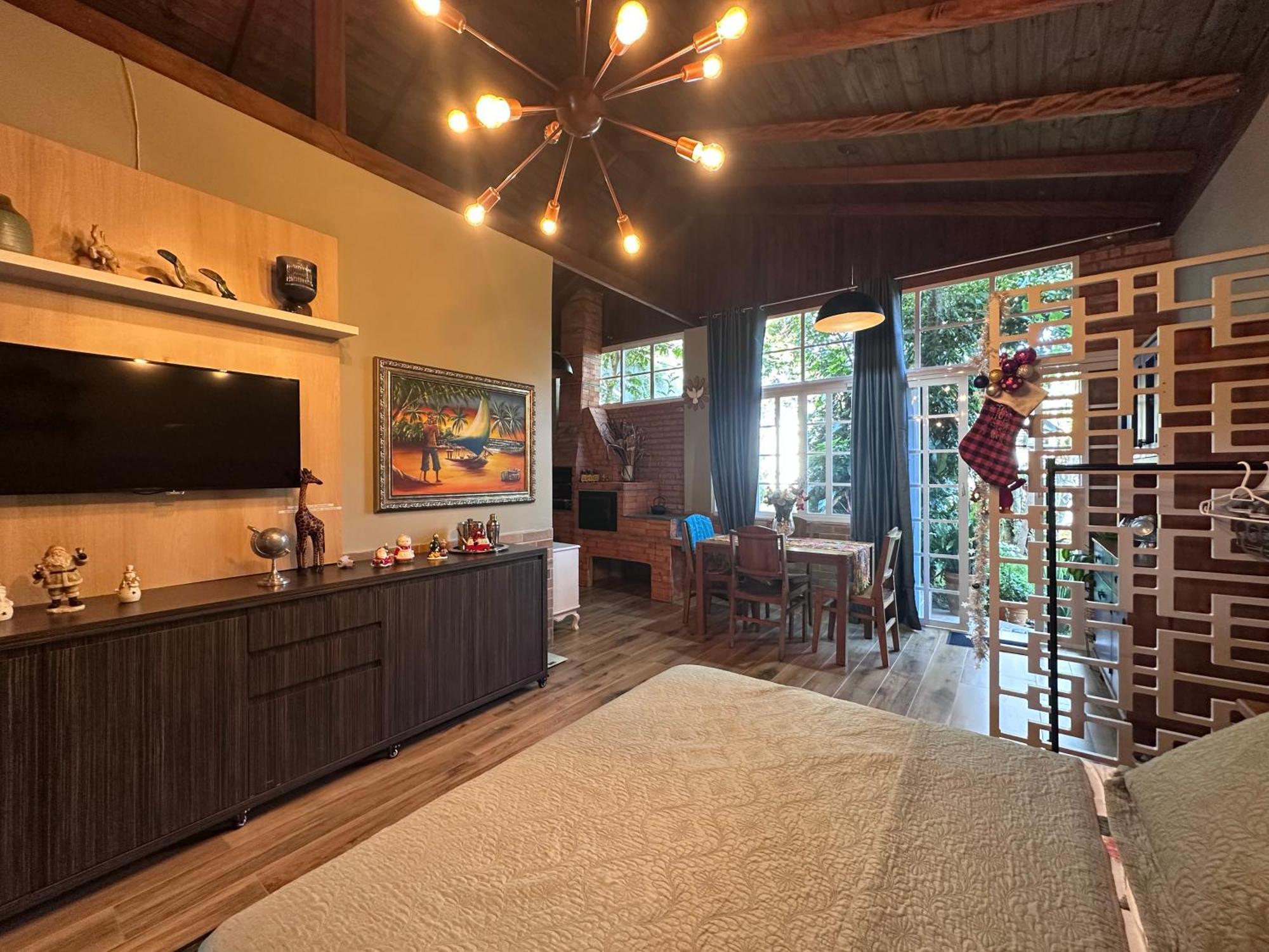 Casa de férias Arthi - Lindo Loft Recanto Dos Passarinhos Com Hidromassagem! *